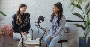 Corporate Podcasts: How Strong Brands Make Themselves Heard [5 Reading Tips]